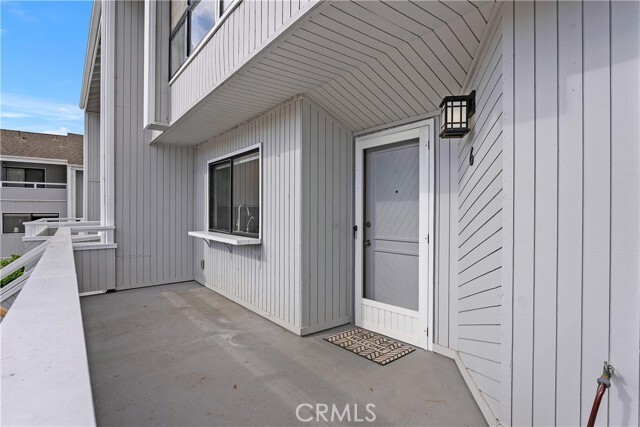Building Photo - 6 Serena Ct