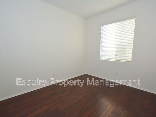 Building Photo - 320 Harbor Breeze Dr