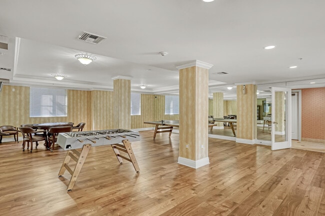 Building Photo - 1408 Renaissance Way