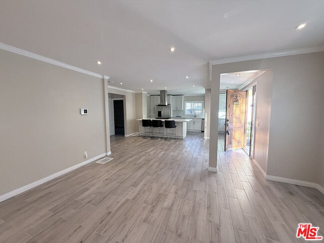 Building Photo - 41 Grace Terrace