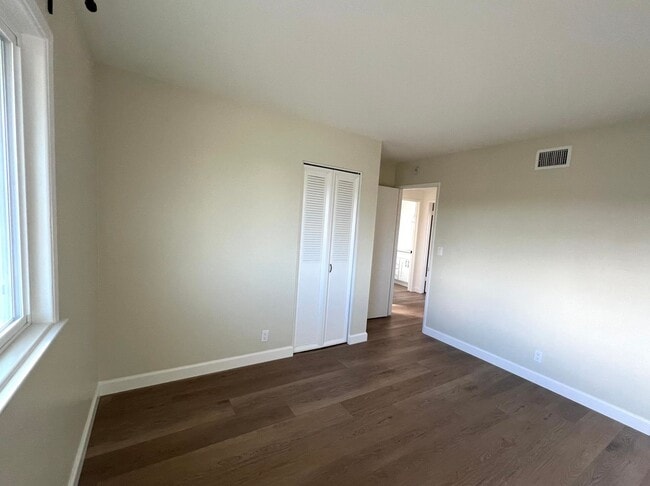 Building Photo - Rare 4 Bedroom pool home available in Cypress