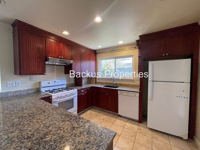 Building Photo - Remodeled three bedroom home near Marina B...