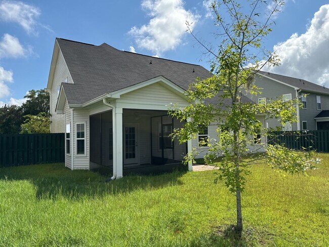Building Photo - 5029 Castleoak Dr
