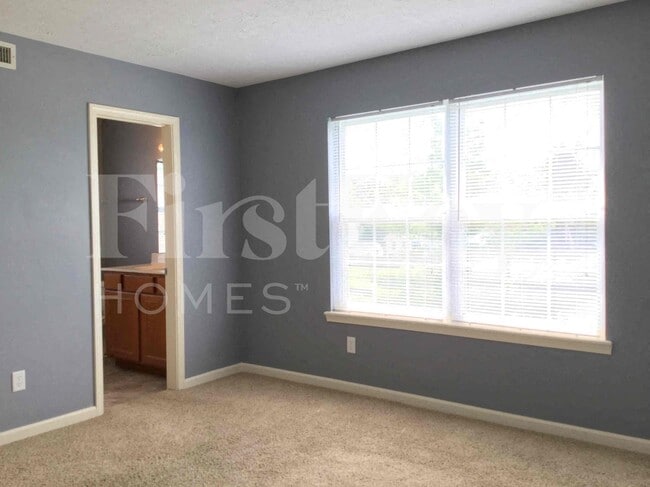 Building Photo - 10703 Regis Ct