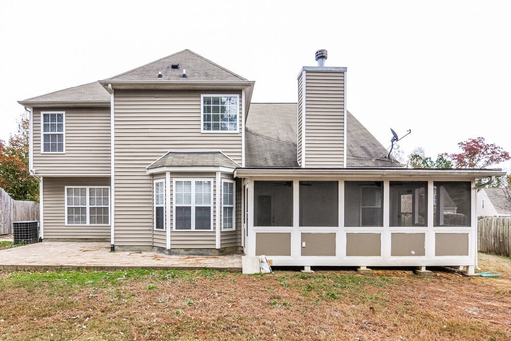 Building Photo - 504 Pyracantha Dr