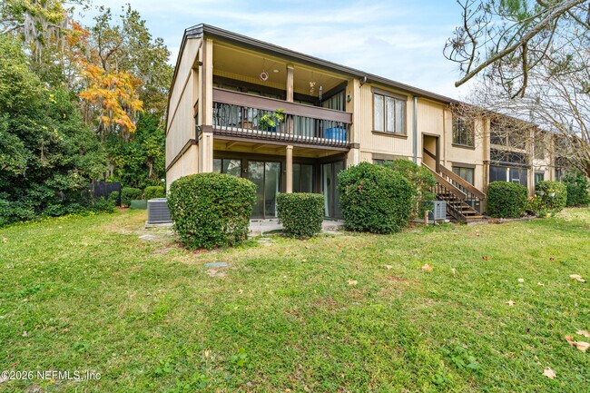 Building Photo - 7602 Las Palmas Way