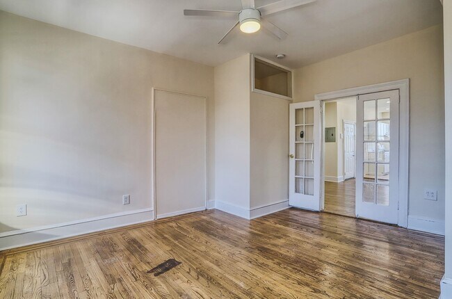 Building Photo - 377 Palisade Ave