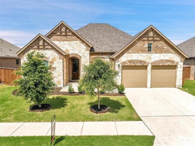 Primary Photo - 1405 Highland Ridge Rd