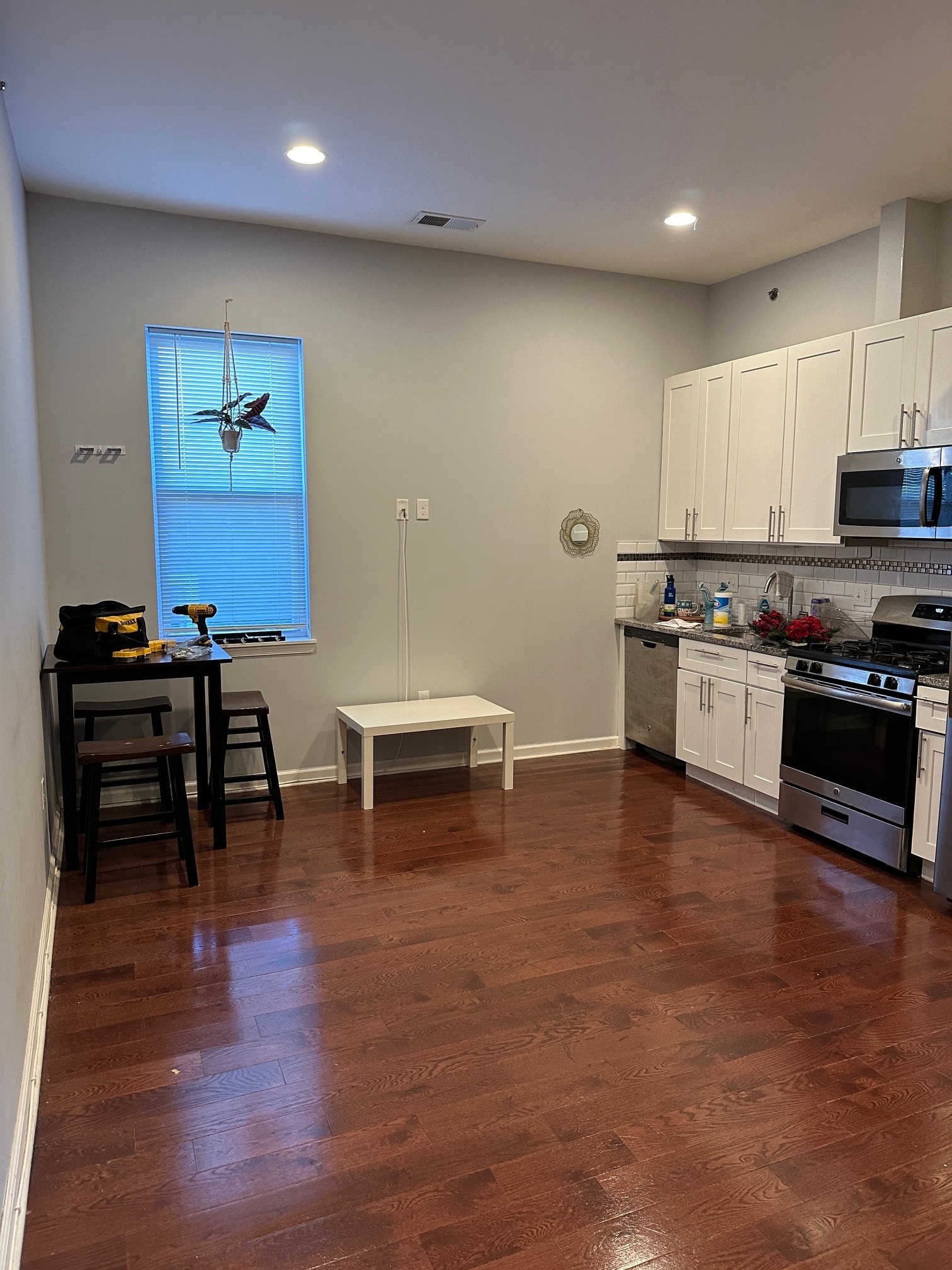 Building Photo - 511 South St