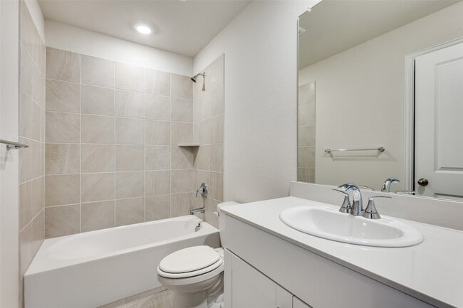 Building Photo - 513 Tidal Dr