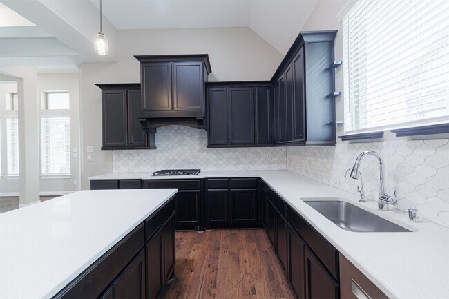 Building Photo - 1803 Pepper Grove Ln