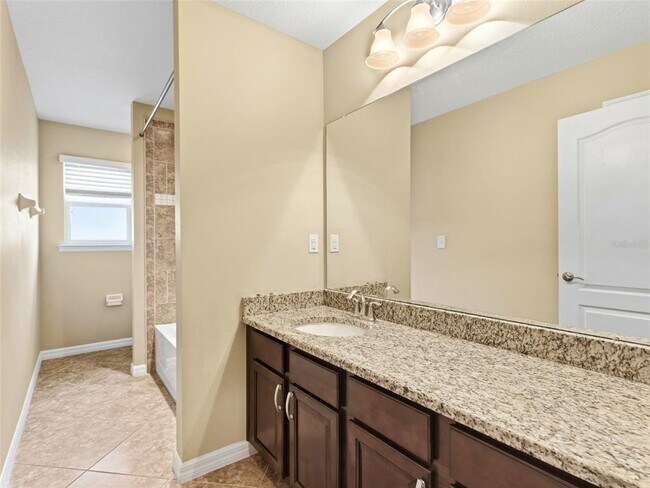 Building Photo - 2499 Calvano Dr