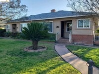 Building Photo - 3243 Bonnie Ln