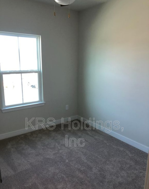 Building Photo - 14237 Martinet Xing
