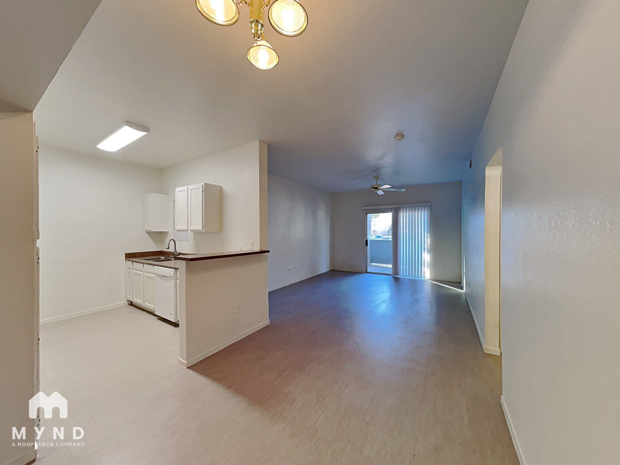 Building Photo - 9620 W Russell Rd