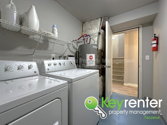 Building Photo - 2215 N Madison St