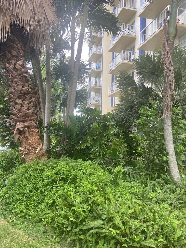 Building Photo - 4550 NW 9th St