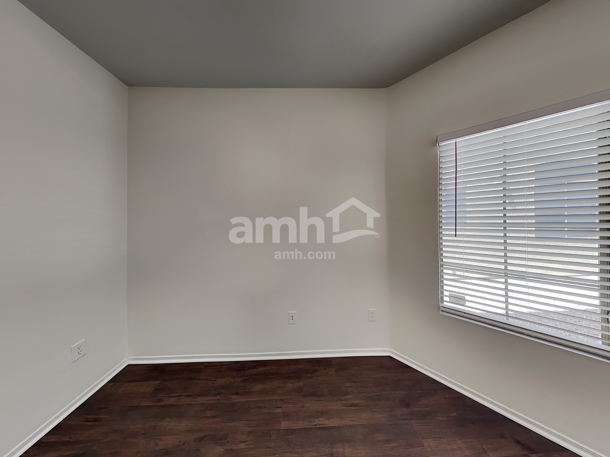 Building Photo - 10483 E Rita Ranch Crossing Cir