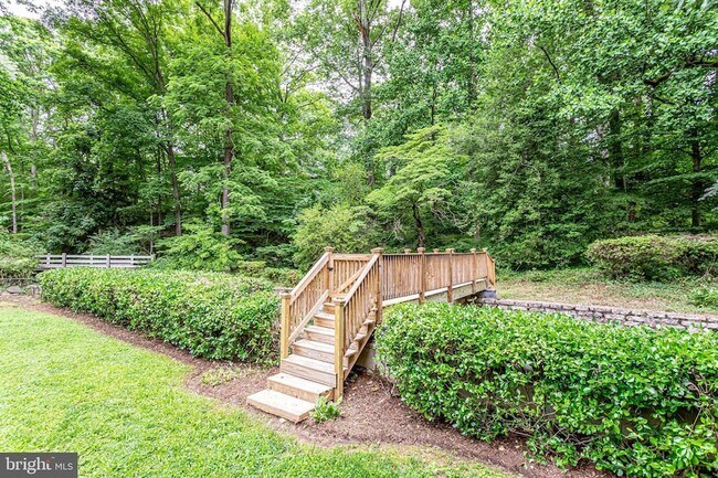 Building Photo - 5225 Old Dominion Dr
