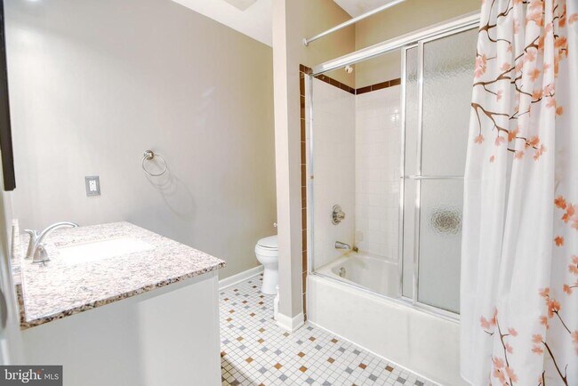 Building Photo - 800 Baltimore Annapolis Blvd