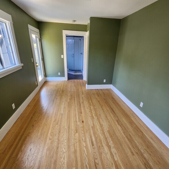 Master Bedroom - 2214 Duvall St