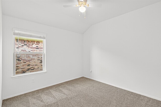 Building Photo - 20330 Tembec Dr