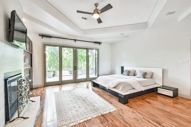 Building Photo - 4736 Post Oak Timber Dr