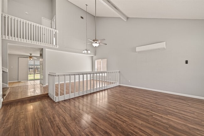 Building Photo - 1806 Foxlake Dr