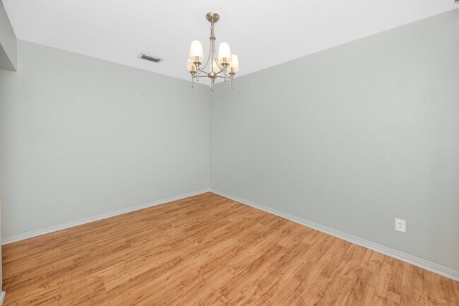 Building Photo - 4340 37th St S