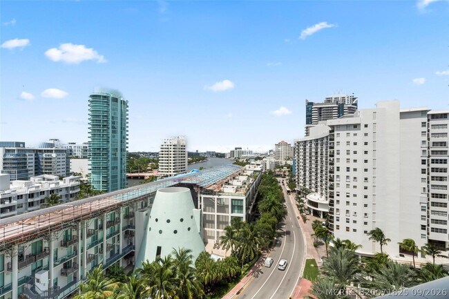 Building Photo - 5959 Collins Ave