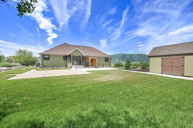 Building Photo - 5108 E Wolf Rdg Cir