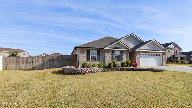 Building Photo - 3214 Caitlin St