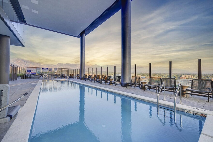 Pool Area - The Worthington