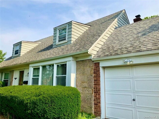 Building Photo - 267 Haypath Rd