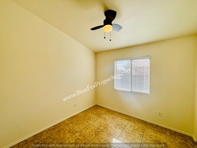 Building Photo - 5670 S Lemon Tree Dr