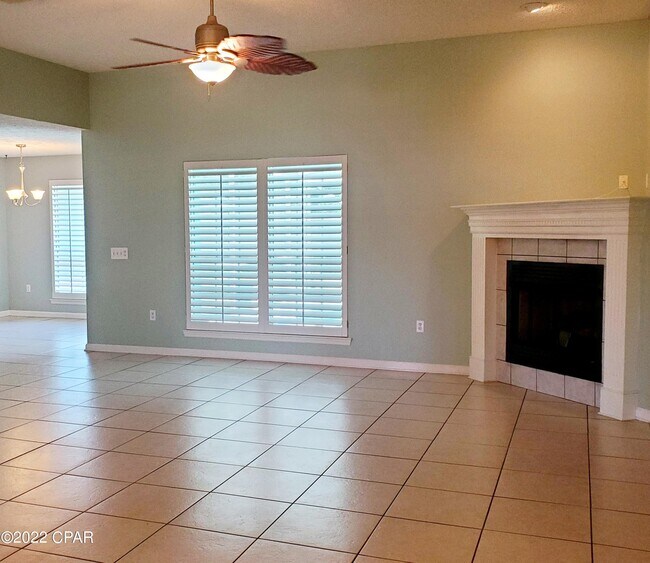 Building Photo - 431 Hidden Island Dr