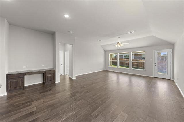 Building Photo - 1813 Agarito Dr