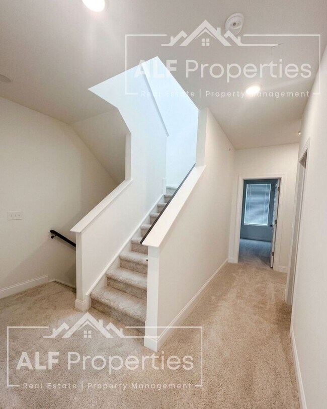 Building Photo - Luxury Downtown Wake Forest Living – Brand-New End Unit with Rooftop Terrace