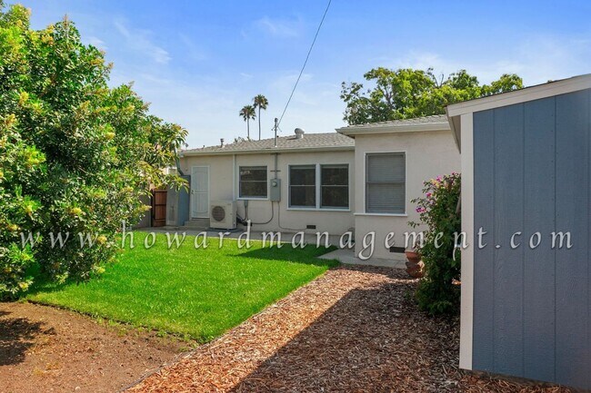 Building Photo - Home in WEST LA Cozy, Well Kept 3 Bedroom Home, Laundry & Garage, Pet Friendly, with a Yard