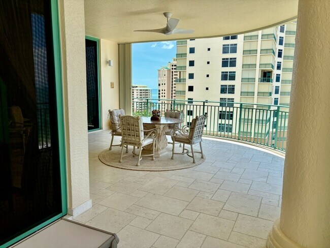 Building Photo - 930 Cape Marco Dr