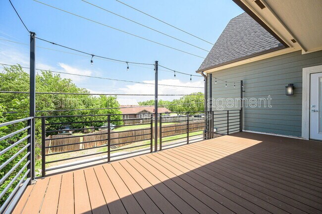 Building Photo - 4005 N Indiana Ave