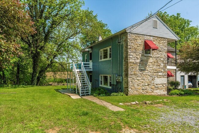 Building Photo - 21318 Leiters Mill Rd
