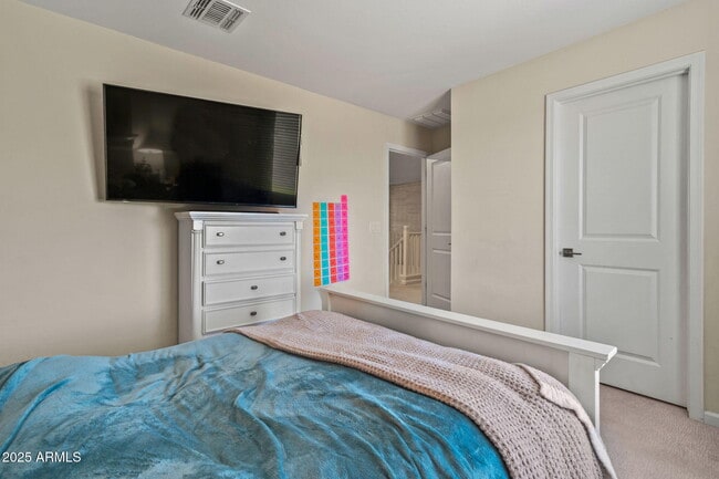 Building Photo - 17809 W Country Club Terrace