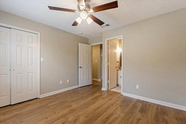 Building Photo - 1573 Jacks Dr