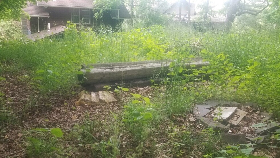 Building Photo - 718 Cliff St