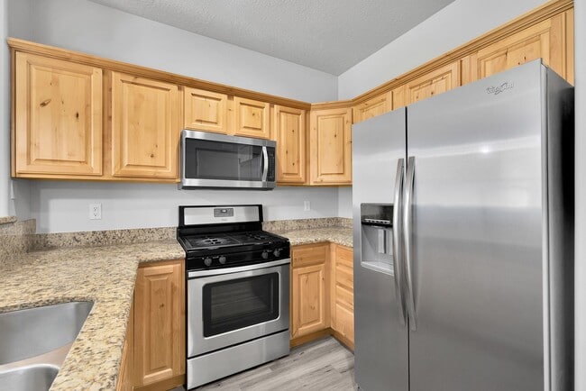 Building Photo - 32 S 1580 W
