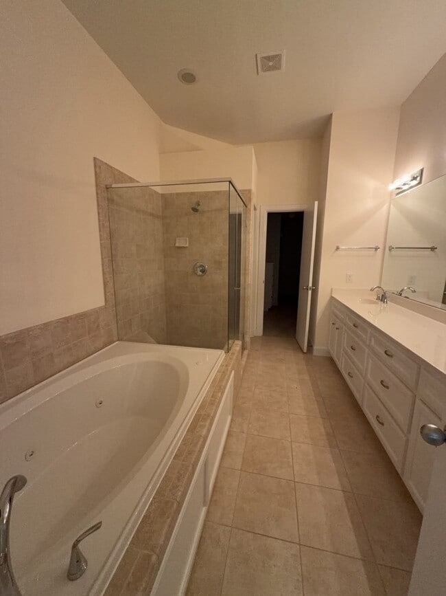 Building Photo - 8705 Bryam St
