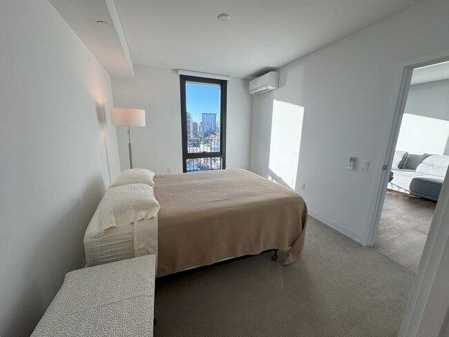 Building Photo - Aalii 2105