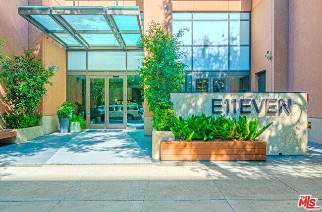 Building Photo - 1111 S Grand Ave