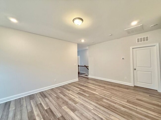 Building Photo - 3246 Douglas Fir Rd